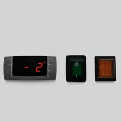 Professioneller Kühlschrank Edelstahl GN2/1, 610L für Gastronomie. Vertikaler INOX-Schrank für Bar & Restaurant.