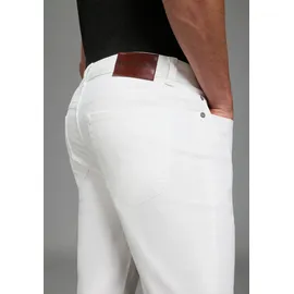 Bruno Banani Jeansshorts BRUNO BANANI "Hutch-Shorts", Herren, Gr. 32, Länge 32, weiß, Denim/Jeans, Obermaterial: 98% Baumwolle, 2% Elasthan, unifarben, normal kurz, Jeans Jeansshorts, gerade geschnittene kurze Beine, niedrige Leibhöhe