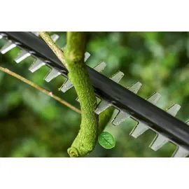 Bosch UniversalHedgePole 18 inkl. 1 x 2,5 Ah