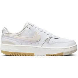 Nike Gamma Force Damen White/Light Bone/Sanddrift/Phantom 38