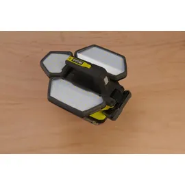 RYOBI ONE+ LED-Akkustrahler R18L360-0 3.500, lm,