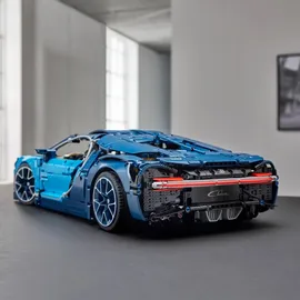 LEGO Technic Bugatti Chiron 42083