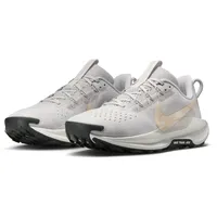 Nike PEGASUS TRAIL 5 Damen - Gris/argent - 40