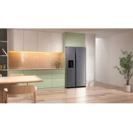 Samsung RS70F64KDFEF Side-by-Side (640 l, 1784 mm hoch, Schwarz)