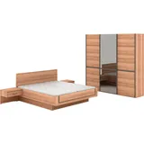 Musterring Schlafzimmer-Set Sorrent, Kleiderschrank, Bett & Nachtkommoden, teilmassiv Eiche, (2er-Set Nachtschränke, Schwebetürenschrank 250 cm, Bett 180x200 cm), mit Schwebetürenschrank, Bett schwebende Optik, Breite Schrank 250cm braun
