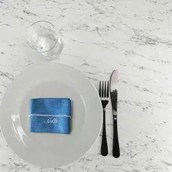 Restootab Stehtisch Bistrot-Stil Ø70cm - Modell Calacatta mit messingfarbenen Kanten