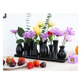 H&D Manufaktur Jinfa Handgefertigte kleine Keramik Deko Blumenvasen Set aus 10 Vasen in schwarz auf einem Tablett
