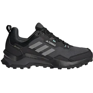Core Black / Grey Three / Mint Ton 36