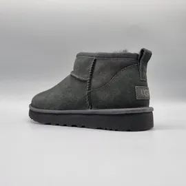 UGG Australia Classic Ultra Mini Black 40