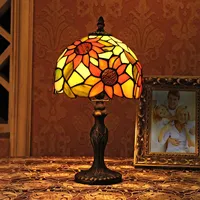 8-Inch Idylle Sonnenblume Buntglas Tiffany Schlafzimmerlampe Nachttischlampe Modell A