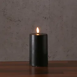 LED Stumpenkerze MIA - Echtwachs - realistische 3D Flamme - H: 15cm - Batteriebetrieb - schwarz