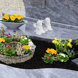 Relaxdays Grabengel 2er Set, wetterfest, frostsicher, HxBxT: 10 x 7 x 9 cm, Grabschmuck, Schutzengel, Polyresin, weiß