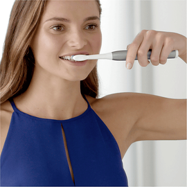 Oral B Pulsonic Slim Luxe 4000 silber