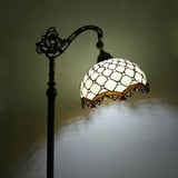 Retro Landhaus Wohnzimmerlampe Tiffany Stehleuchte Mit Schalter Vintage Wohnzimmer Stehlampe mit Buntglasschirm Leselampe Standleuchte für Schlafzimmer Restaurant verstellbare Lampenfassung 165CM