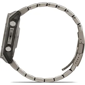 Garmin fenix 8 AMOLED 47 mm sapphire, titan mit Schlitzen Titanium