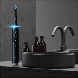 Oral-B iO Series 10 cosmic black + Reiseetui