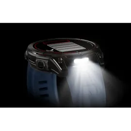 Garmin Quatix 7 Pro BT 47 mm Kunststoffgehäuse schwarz Silikonarmband blau M