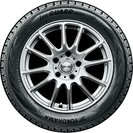 Yokohama IceGuard IG-53 225/45 R18 95H XL