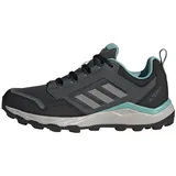 Core Black / Grey Three / Grey Two 38