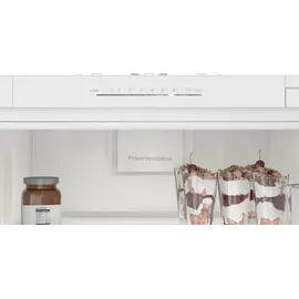 Bosch Serie 2 KIR81NSE0 Einbaukühlschrank (310 l, 1772 mm hoch)
