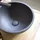 Tikamoon Rundes Waschbecken Micha aus Terrazzo Black