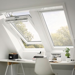 VELUX Dachfenster GGL 2068 Schwingfenster Holz ENERGIE weiß Fenster, 55x98 cm (CK04)