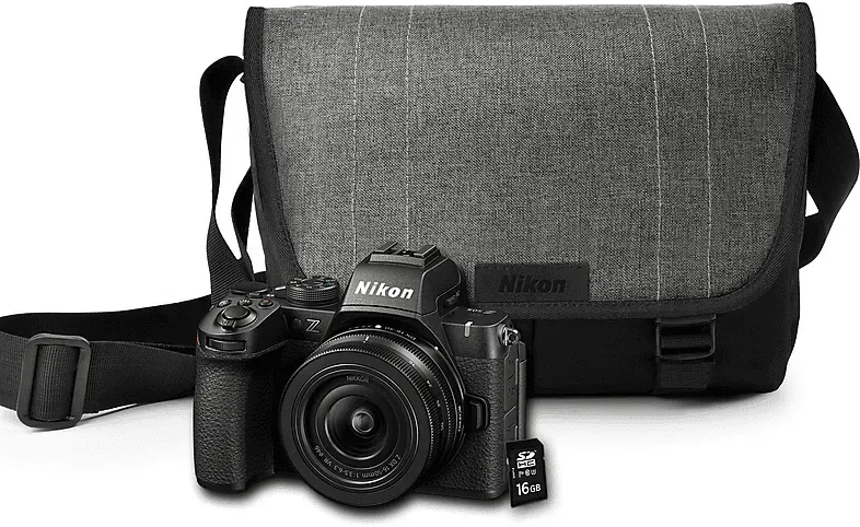 NIKON Z50II Kit inkl.16 GB SD-Karte und Tasche, Systemkamera mit Objektiv 16-50 mm, 8 cm Display Touchscreen, WLAN