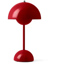 &Tradition - Flowerpot Akku Tischleuchte VP9 mit magnetischem Ladekabel, glänzend, zinnoberrot