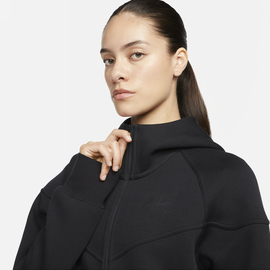 Nike Tech Fleece Windrunner Damen black/black Gr. XL