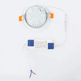 LEDKIA Einbaustrahler 10W rund weiß Aluminium