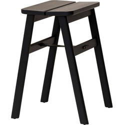 Form & Refine - Angle Hocker, Eiche schwarz