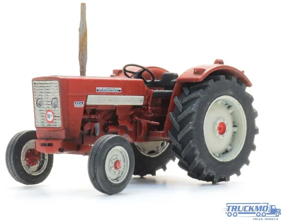 Artitec Bausatz McCormick International 624 Traktor 10.461