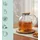 Relaxdays Teekanne Glas, Bambusdeckel, 1,8 Liter, mit Ausgusssieb, Glaskanne für losen Tee & Kaltgetränke, transparent