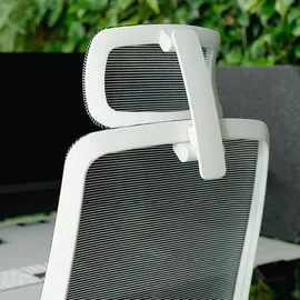 Yaasa Chair Expert Weiß