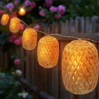 Spetebo Solar Lichterkette mit 10 ovalen Lampions in Rattan
