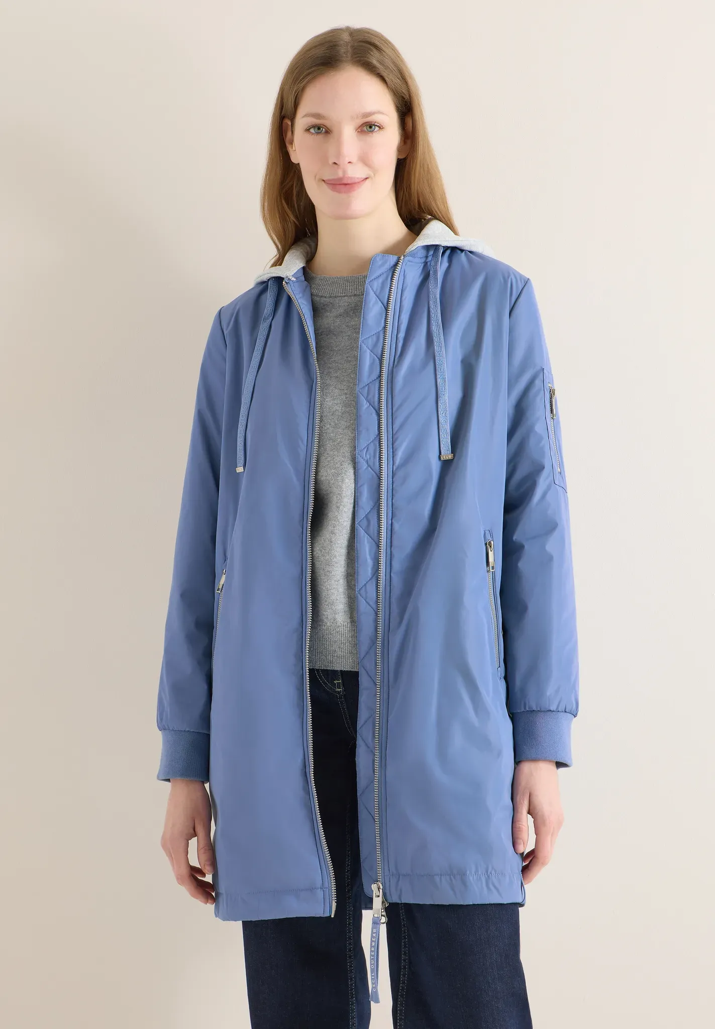 Steppmantel CECIL, Damen, Gr. S (38), blau (coal blau), Stoff, Obermaterial: 100% Polyester. Futter: 100% Polyester. Füllung: 100% Polyester, Kapuze: 66% Polyester, 34% Baumwolle, unifarben, comfort fit kniefrei, ohne Ausschnitt, Rippbündchen, Mäntel Steppmantel, mit 2-Wege Reißverschluss