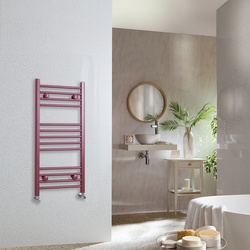 Flache Design Handtuchheizung in Rot (Booth Red), Größe wählbar ab 800x500mm – Ive Hudson Reed