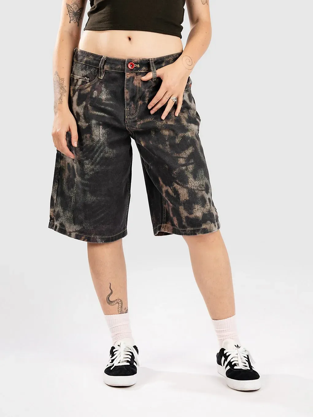 Vitriol Cindra Jort Shorts black leo Gr. 10