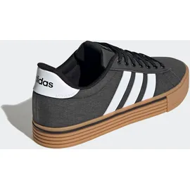 adidas Daily 4.0 Core Black/Cloud White/Gum 10 37 1/3