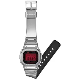 Casio G-SHOCK GM-5600YRA-8 Digital Silberfarben 38 mm 5600YRA-8ER