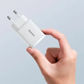 Baseus Schnellladegerät 1xUSB 1xType-C 20W 3A Quick Charge 3.0 weiß