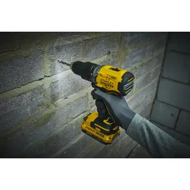 Stanley SFMCD715D2K inkl. 2 x 2,0 Ah + Koffer