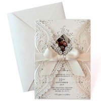 25er Set lasergeschnittene Hochzeitseinladungen mit Schleife – Foto-Einladungskarten Vorlage für Einladungskarten für die Hochzeit, Einladungen für die Hochzeit, Bänder, Umschläge