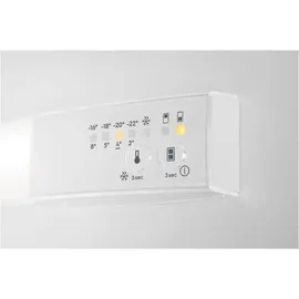 AEG TSC5S141DS Einbau-Kühlgefrierkombination (217 l, 1441 mm hoch)