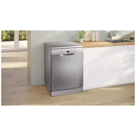 Bosch Serie 2 SMS2HTI02E Geschirrspüler (freistehend, 600 mm breit, Silber)