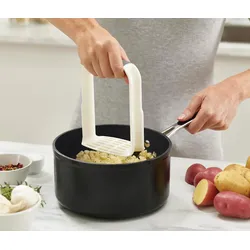 Joseph Joseph Kartoffelstampfer »Easy-Mash« - weiß