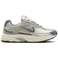 Nike Initiator Herren Light Bone / Smoke Grey-Coconut Milk 42