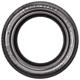 Goodyear UltraGrip 8 Performance 215/50 R17 95V