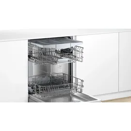 Bosch Unterbaugeschirrspüler Serie 2 »SMU2HVS02E«, 14 Maßgedecke, Flexibilität dank VarioSchublade & höhenverstellbarer Oberkorb