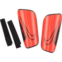 Nike Schoner Nk MERC Hardshell - Fa22, Bright Crimson/Black/Black,